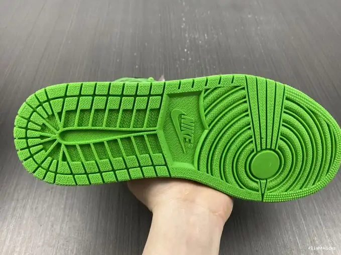 Green OG Jordan 1 High Air 555088-030 Pine 0527